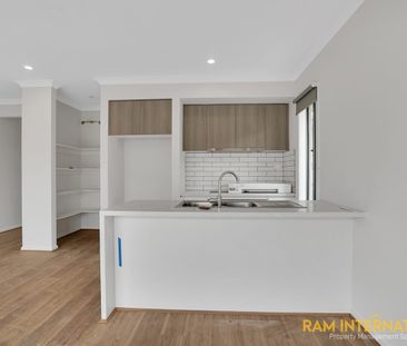 28 Muckleford Street, Eynesbury, Vic 3338 - Photo 1