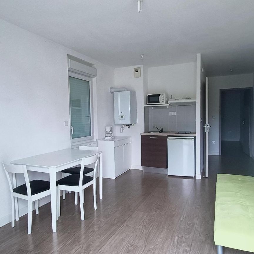 Location Appartement 4 pièces 68m² BUZANCAIS 36500 - Photo 1