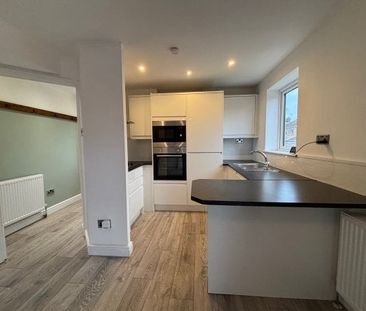 Fabric View, Chesterfield, S42 - Photo 4