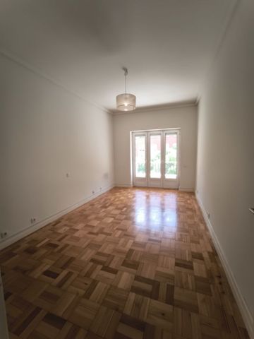 Apartamento T4+1 em Lisboa - Photo 3