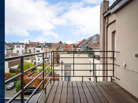 Appartement te huur - Photo 1