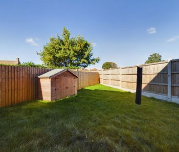 3 bedroom detached house to rent - Photo 2