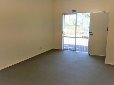 Unit 21, 15 Bishop Lenihan Place, East Tamaki, Auckland - Photo 3