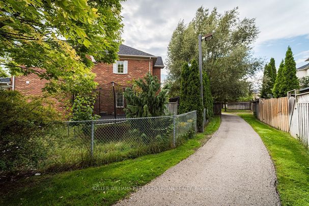 For Lease - 16 Sprucedale Way Unit# 68, Whitby, Ontario - Photo 1