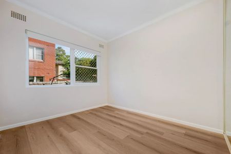 8/27 Gloucester Road, - Photo 4