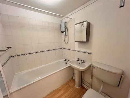 Studio to rent - Photo 4