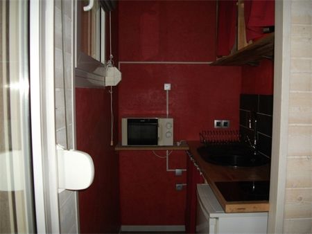 Location Appartement 2 pièces 27m² - Photo 3