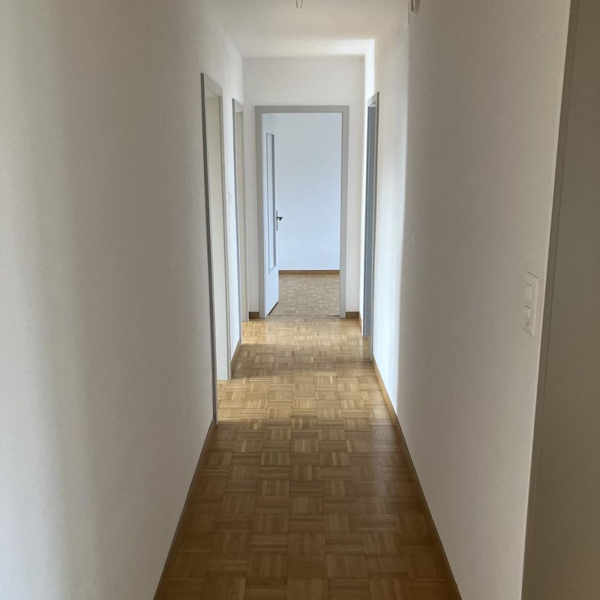 À louer - Bel appartement 4.5 pièces au 4ème étage - Photo 1