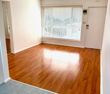 10/21 Cohuna Street, Brunswick West VIC 3055 - Photo 5
