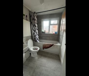 Room in a Shared Flat, Sterling Gardens, SE14 - Photo 1