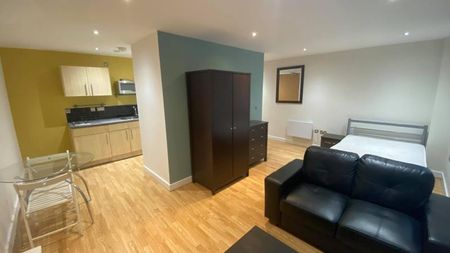 Student Apartment 1 bedroom, City Centre, Sheffield - Photo 4