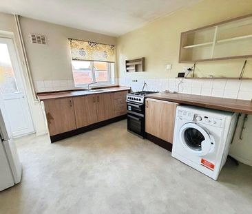 Heath Grove, Sunbury-on-Thames, Surrey, TW16 7TS - Photo 5