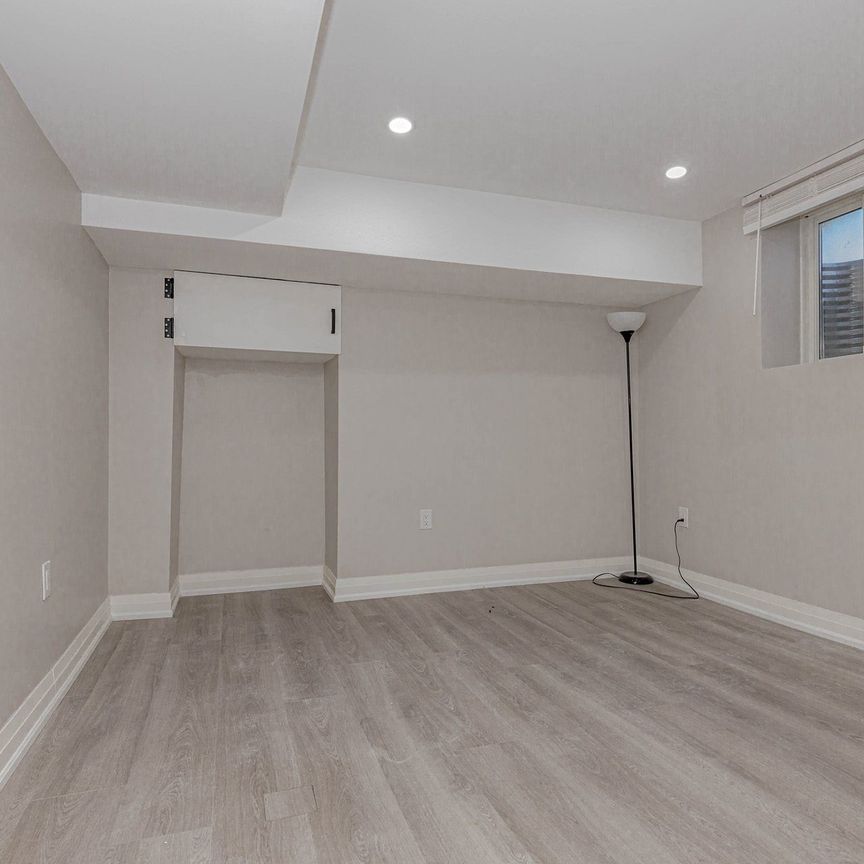 For Lease - 310 Nunn Court Unit# Basement, Milton, Ontario - Photo 1