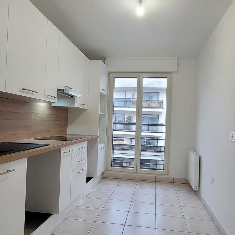 Location Appartement 3 pièces 71m² ISSY LES MOULINEAUX 92130 - Photo 1