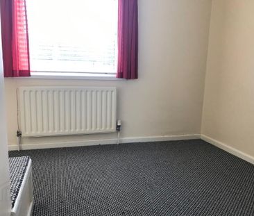 43 Glenkeen Drive, Greenisland, Carrickfergus, BT38 8XQ - Photo 4