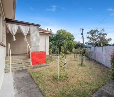 7 Dorning Way Frankston VIC - Photo 4