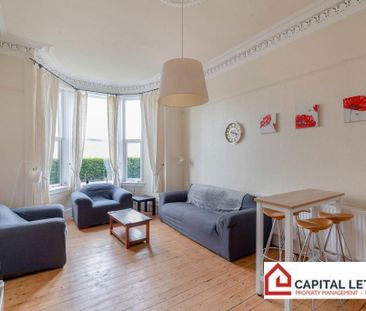 3 bedroom flat to rent - Photo 2