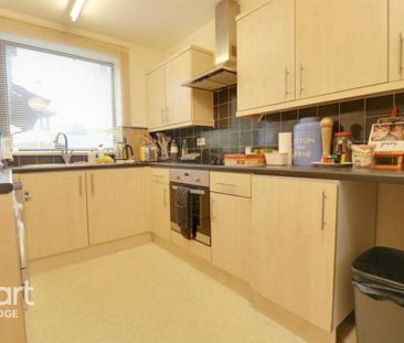 3 bedroom terraced house to rent - Photo 6