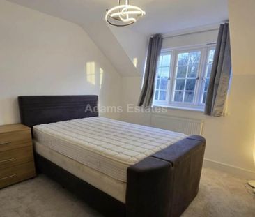 3 bedroom link detached house to rent - Photo 3