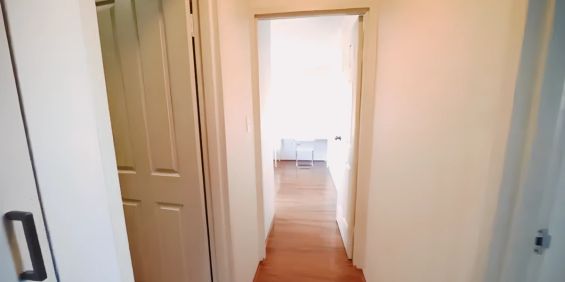 34 Harbourne Rd, Sydney - Photo 3