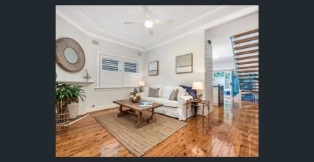 Stylish Oversized Home Walking Distance To Beach - Photo 2