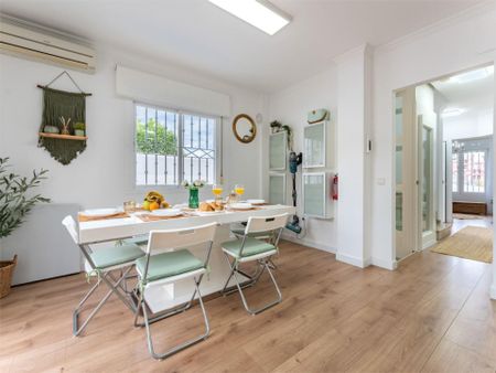 Casa o chalet de alquiler en Calle Los Vecinos, 3, Los Pacos - Photo 3