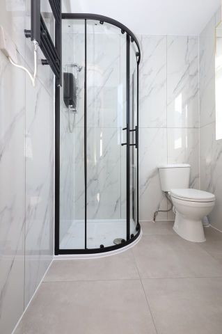 Studio Flat, Lincoln Road, HA2 - Photo 2