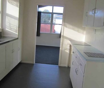 NEAT AND TIDY 4 BEDROOM HOME - Photo 3