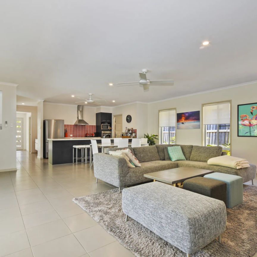 Modern Style and Well Designed - Photo 1