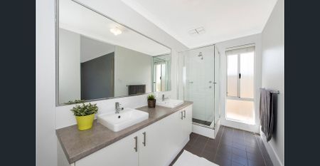 Level Up in South Yunderup - Photo 2