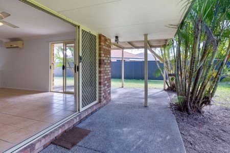 10 Merton Drive, Upper Coomera QLD 4209 - House For Rent | Domain - Photo 4