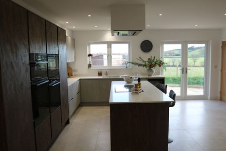 4 bedroom Beautiful Eco Home With Countryside Views to rent - Photo 4