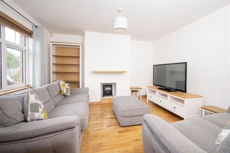 18 Ashmount Park, Belfast, BT4 2JF - Photo 2