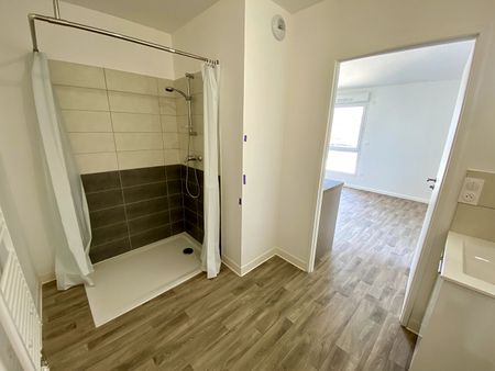 Location Appartement 1 pièce 25m² - Photo 4