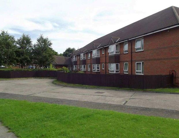 Bardsey Place, Newcastle upon Tyne, Tyne and Wear, NE12 8LF - Photo 1