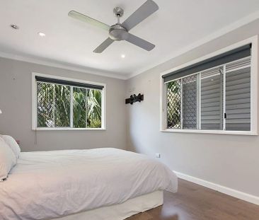 Great Family Home In Perfect Location! - Photo 2