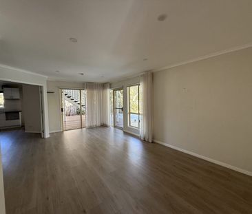 Sunrise Beach Family Sanctuary – Parkland Backdrop & Direct Beach A... - Photo 2