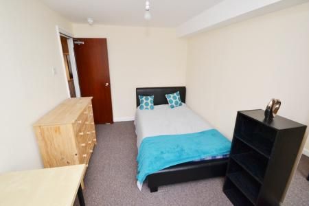 Ilkeston Road, Lenton, Nottingham, NG7 - Photo 1