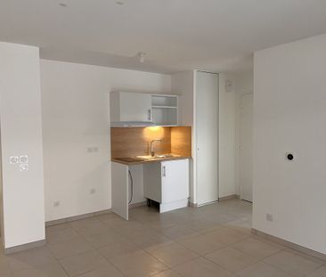 APPARTEMENT T2 A LOUER - SIMANDRES - 42.87 m2 - 625 € charges compr... - Photo 3