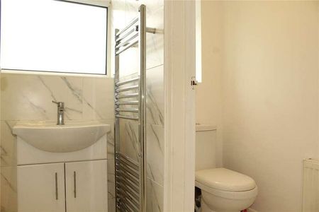 Selhurst Road, London, London, SE25 - Photo 5