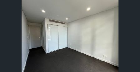 Freshly painted 2 bedroom apartment under the Affordable Housing Scheme - Photo 3