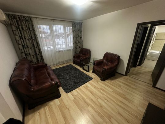 Apartament 3 camere, semidecomandat, 60 mp - Centru! - Photo 1