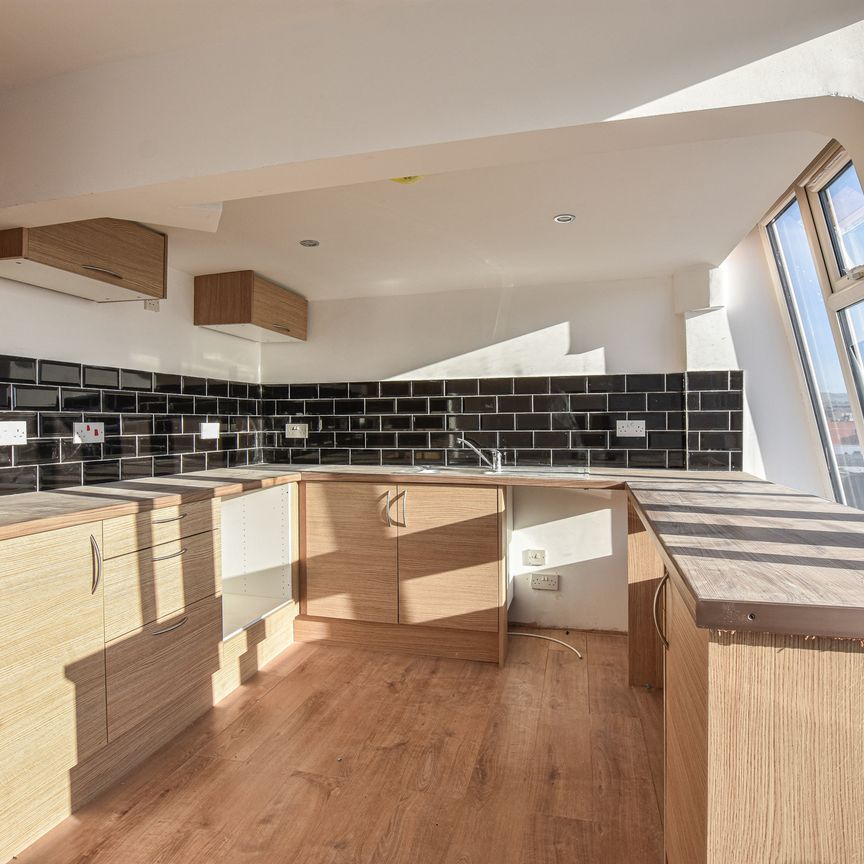 2 bed Apartment in 14 Nelson Street Lancashire, Rochdale, OL16 1DN - Photo 1