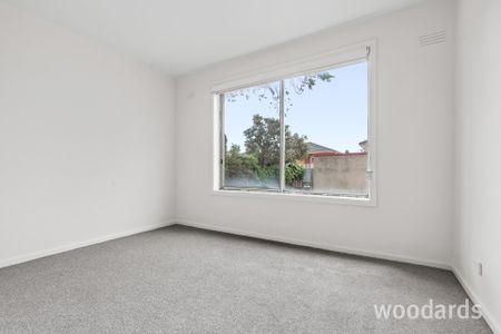 Thornbury Living! - Photo 5