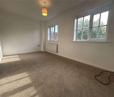 Carpenter Drive, Amesbury, Salisbury, Wiltshire, SP4 - Photo 1