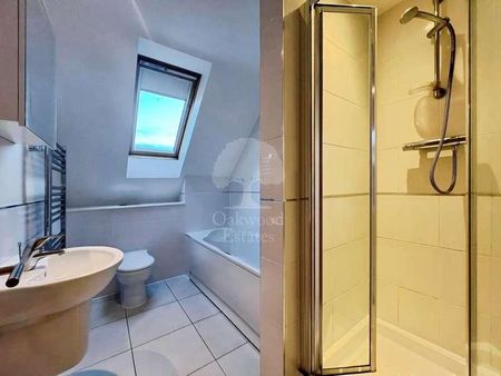 Grange View, Hazlemere, HP15 - Photo 3