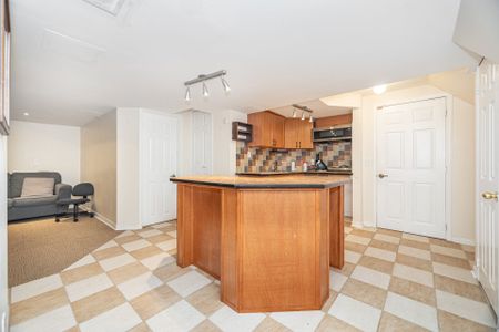 For Lease - 62 Ventana Way, Vaughan, Ontario - Photo 5