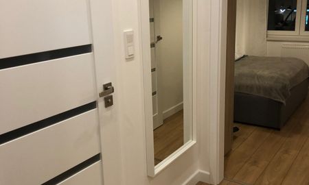 mazowieckie, Warszawa, Wilanów, Aleja Rzeczypospolitej - Photo 5