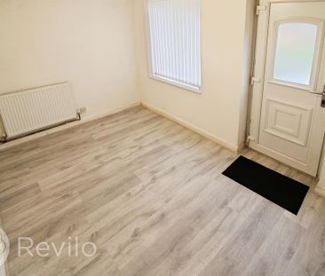 2 bedroom semi-detached house to rent - Photo 4