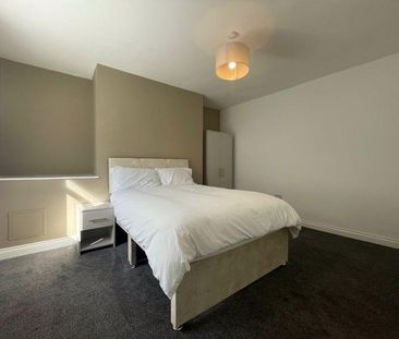 1 bedroom in a house share to rent - Photo 6